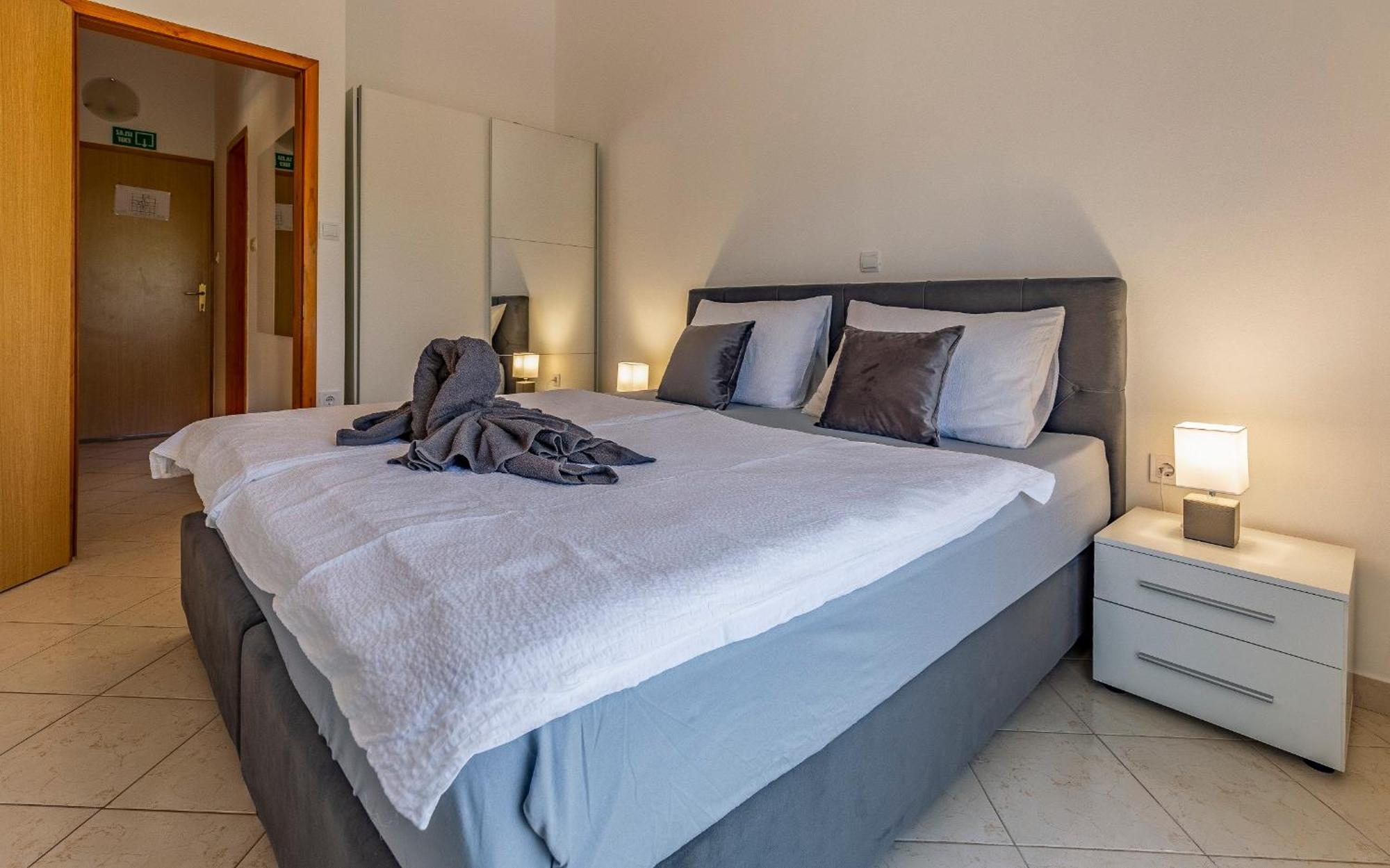 Apartments Rok Pula Ngoại thất bức ảnh